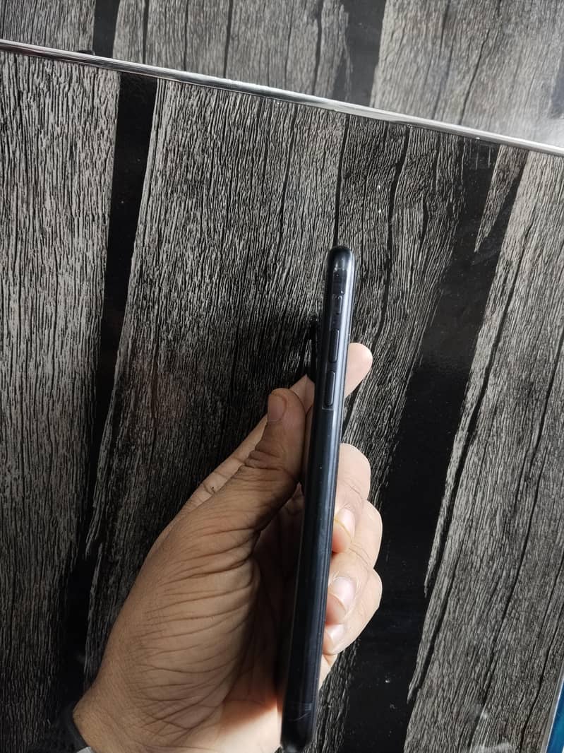 iphone XR 3