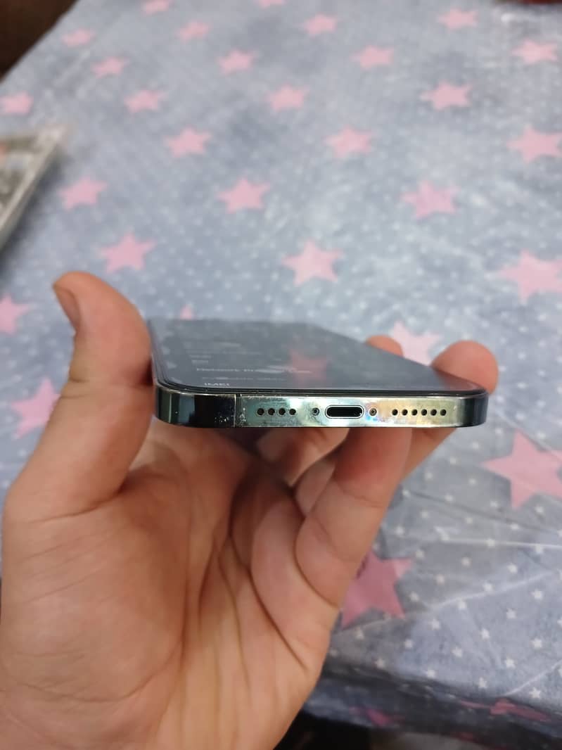 Iphone 12 pro max 5