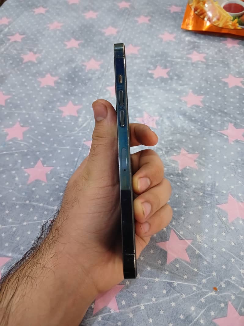 Iphone 12 pro max 6