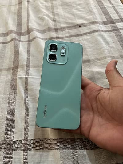 Infinix hot 50i with box 6/128