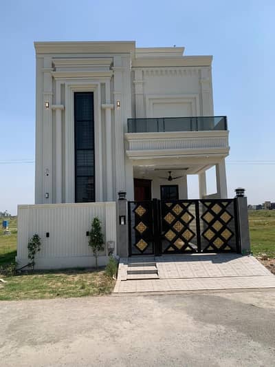 A beautiful house Of 5 Marla available FOR SALE in Reasonable DHA Gujranwala