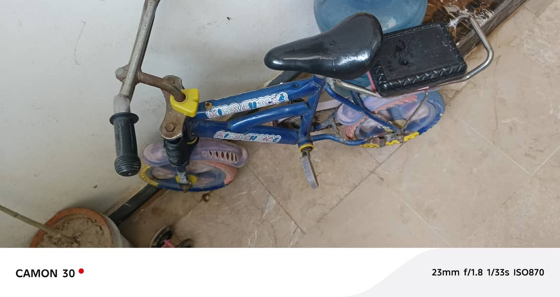 smallest two wheeler cycle 1