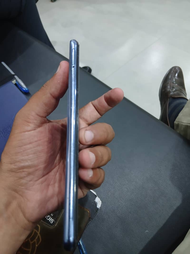 vivo v21e 2