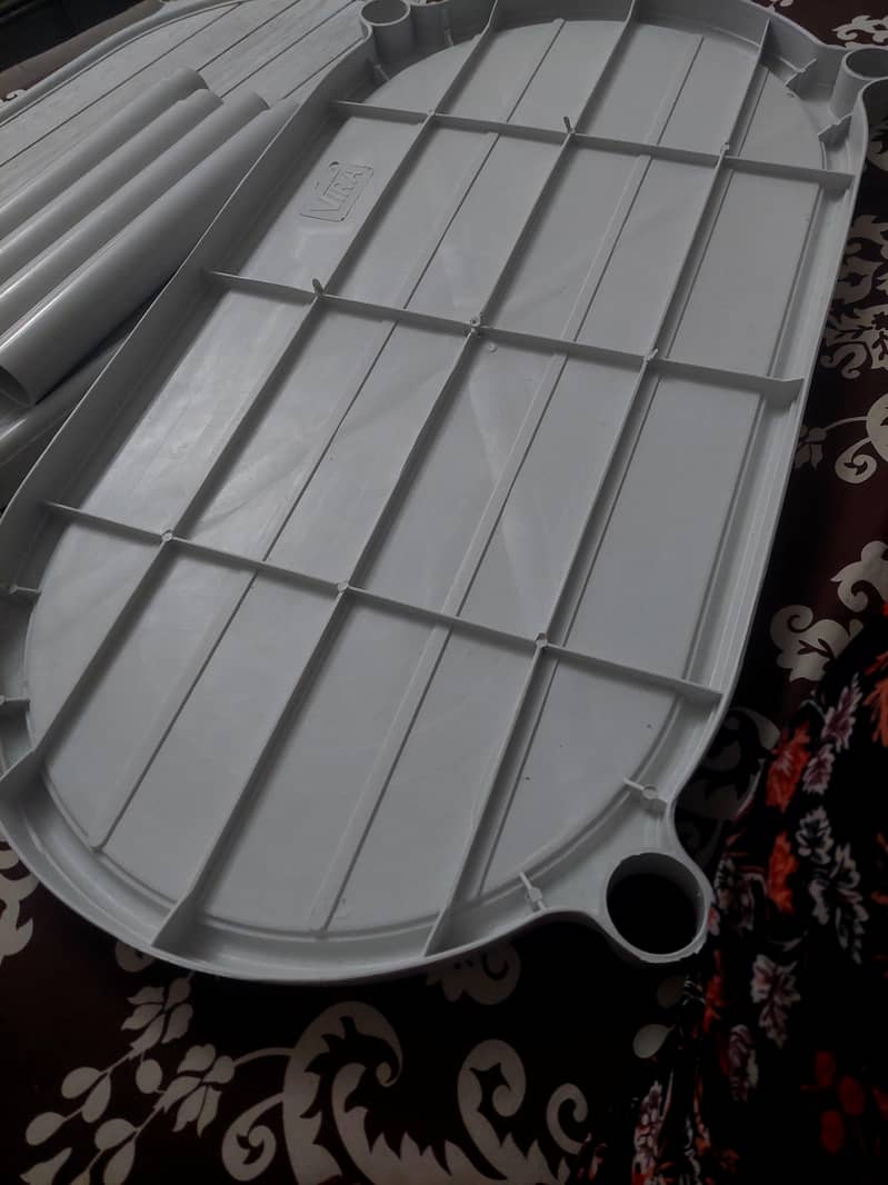 plastic table 1