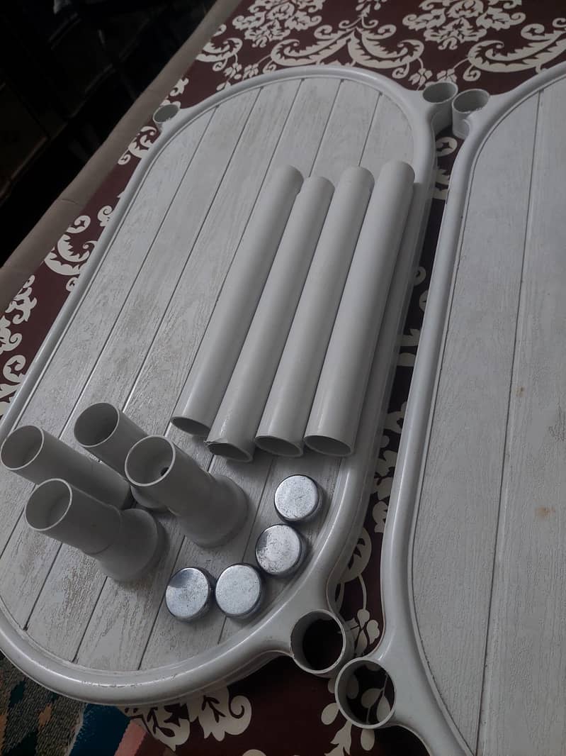 plastic table 2