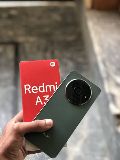 Redmi a3 4/128 with three cover free with box and charger