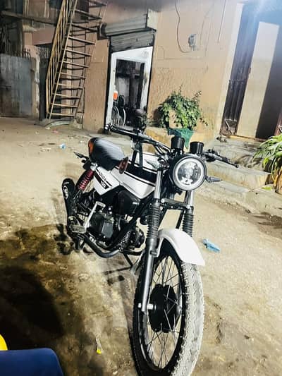 Honda CD 100 Converted to Cafe Racer