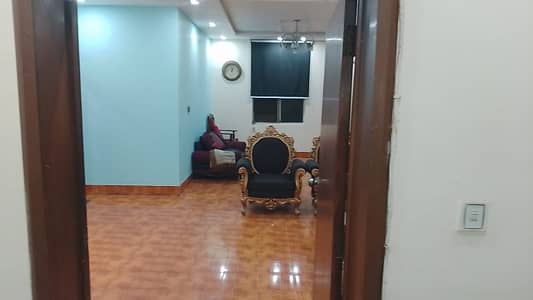 1 KANAL UPPER PORTION FOR RENT AT IDEAL LOCATION IN GARDEN TOWN.