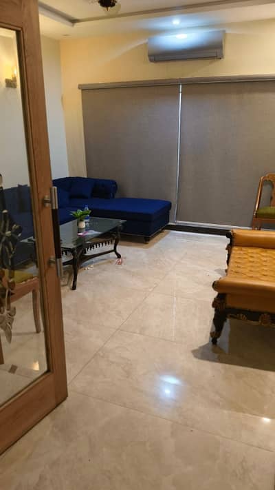 10 MARLA FULLY FURNISHED HOUSE FOR RENT AT IDEAL LOCATION IN GARDEN TOWN.