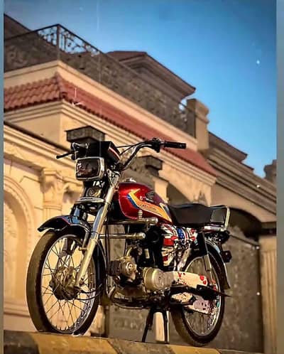 Honda cd 70 11 model 10/10 urgent sale  Number Islamabad ka la Hu hai.