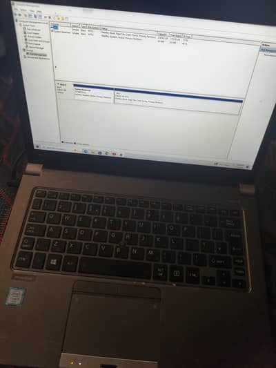 Toshiba z30 6 gen core i5 8 gb