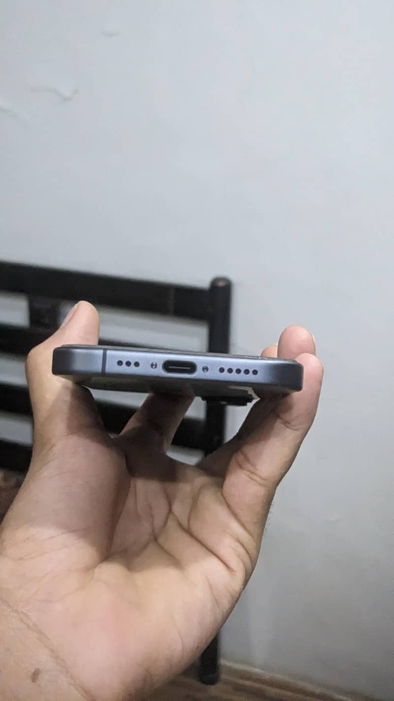 IPHONE 17 2