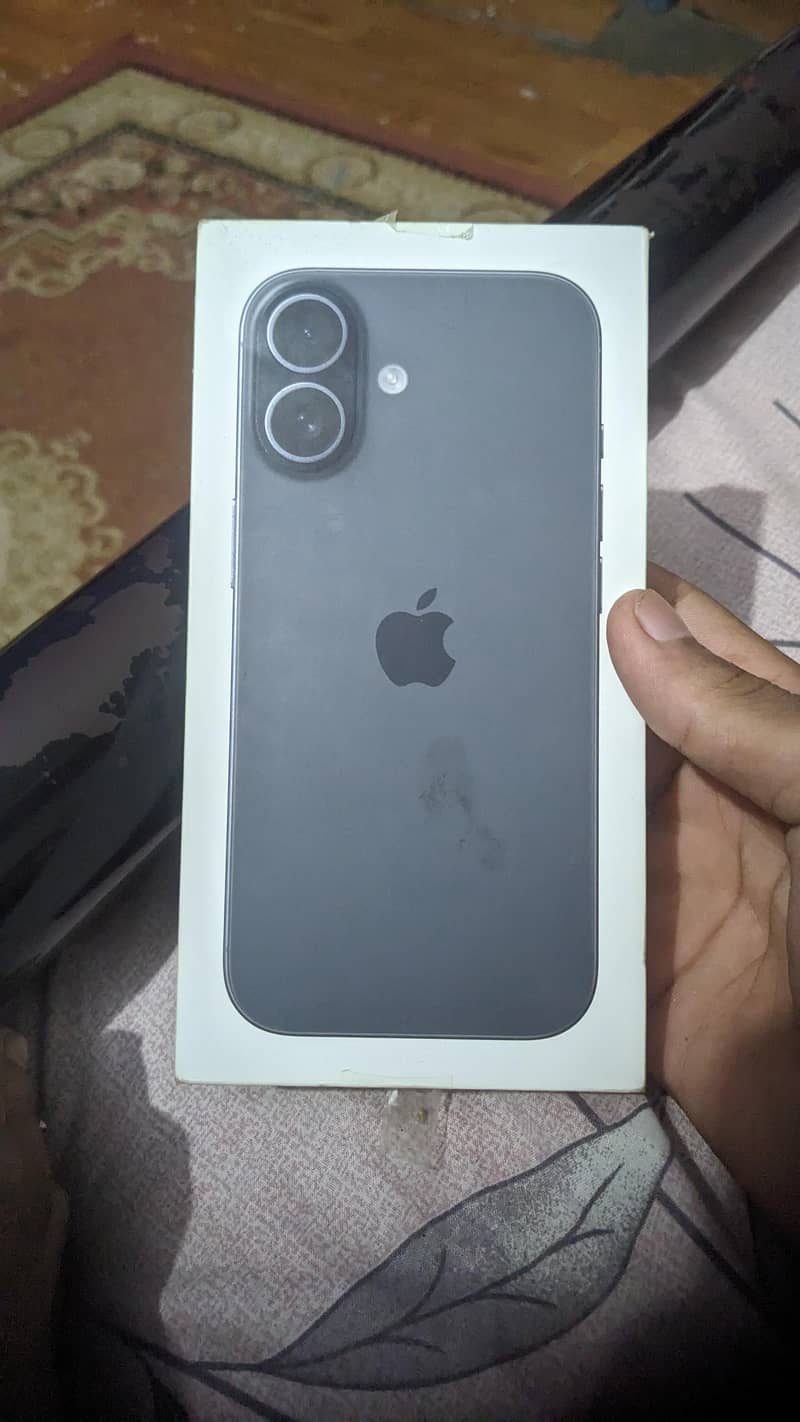 IPHONE 17 4