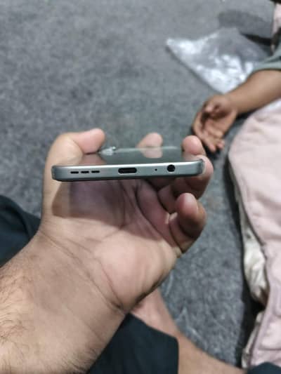 Tecno spark 40 pro 8 256 urgent sell