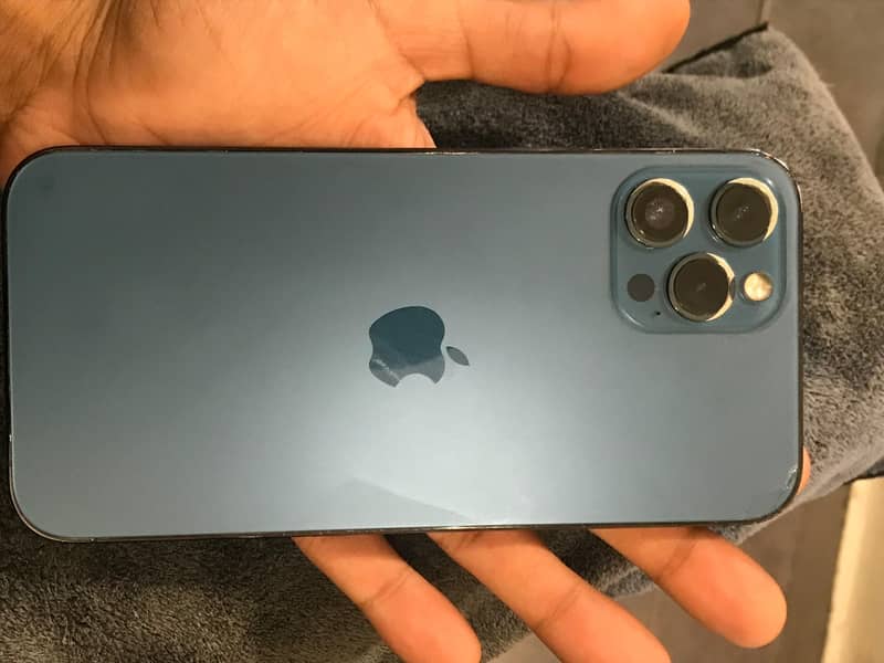 Iphone 12 pro max 0