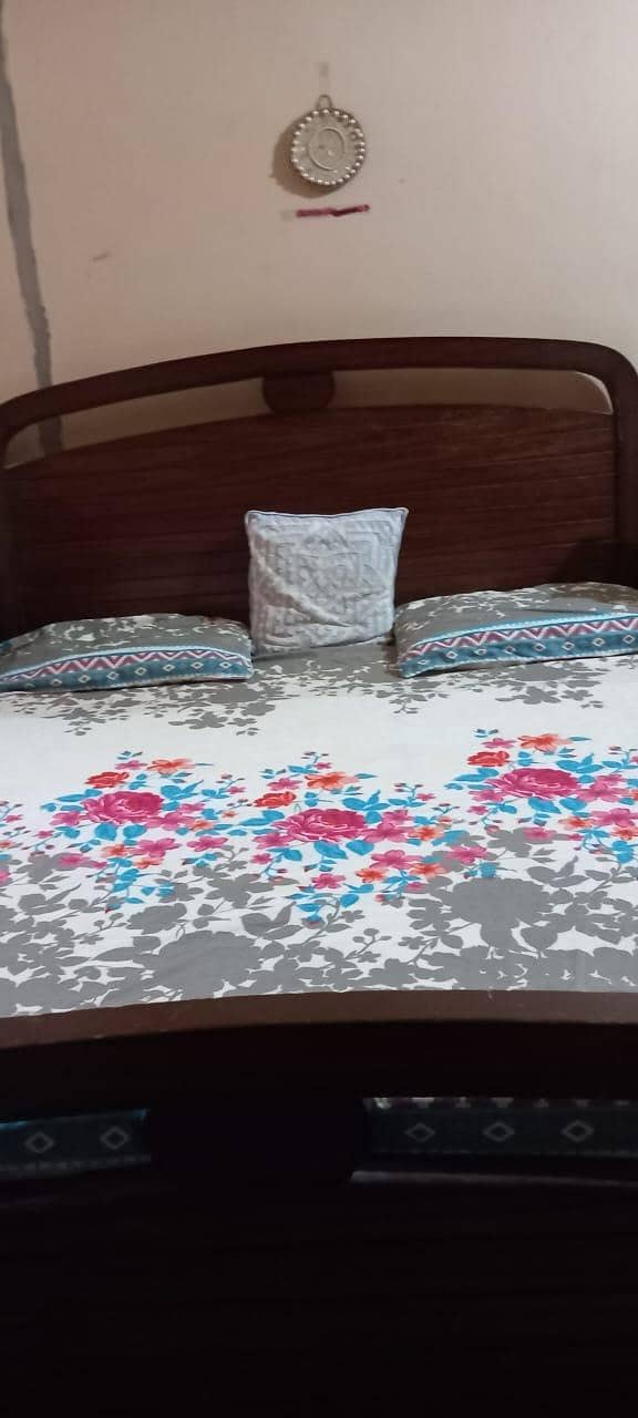 bedroom set 0