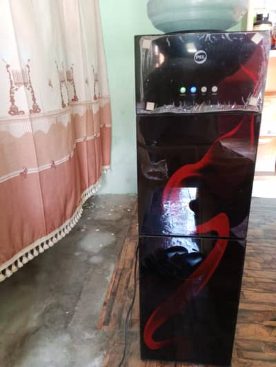 water Dispenser with fridge