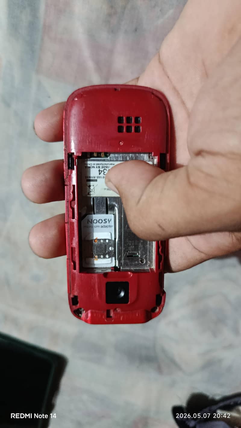 Nokia old sets available 4