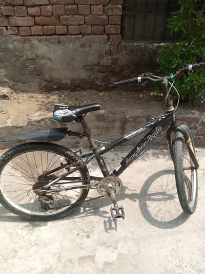 Cycle for sale, gera wali he, good condition. aluminium frame