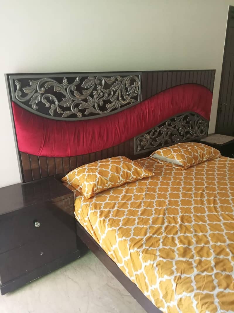 bed and dressing 2