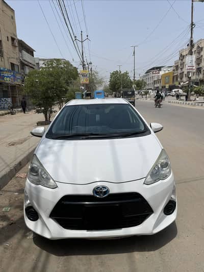 Toyota Aqua 2015/18 G push full original