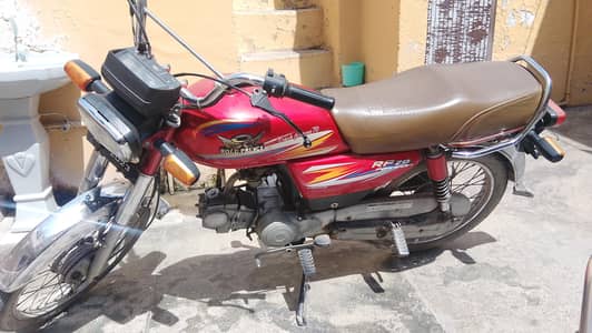 good condition one hand use totally original
