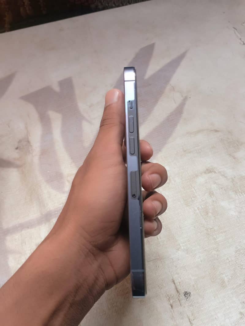 iPhone 4