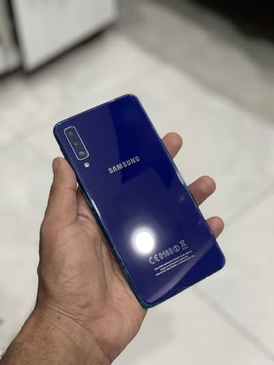 samsung a7 4gb 128gb all ok exchange possible 03150815779
