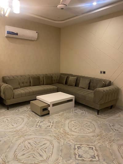 10 Marla Fully Furnished Upper Portion Available For Rent And Lower Locked In Bahria Town Lahore