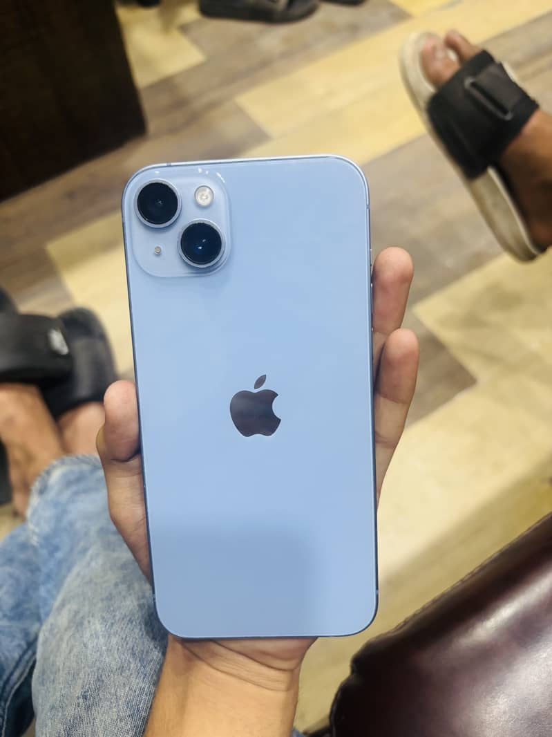 iPhone 14 Plus 0