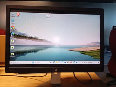 HP EliteDisplay E242 Full HD Monitor | Perfect for Office & Dual Setup