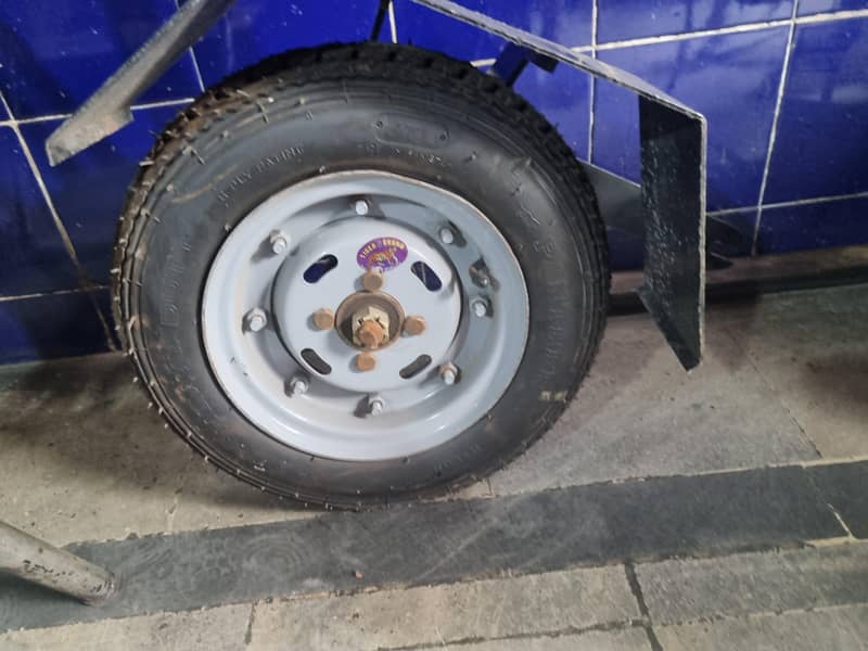 Extra wheels for bikes 0