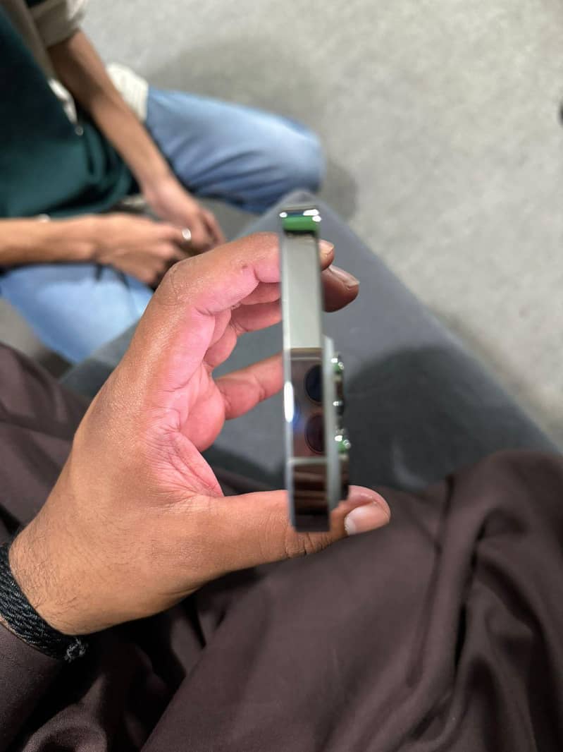 Iphone 14 pro 2