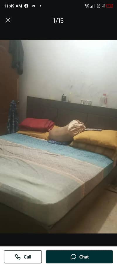 Bed with matress and dressing table