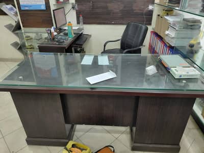Office Furniture in good condition for sale