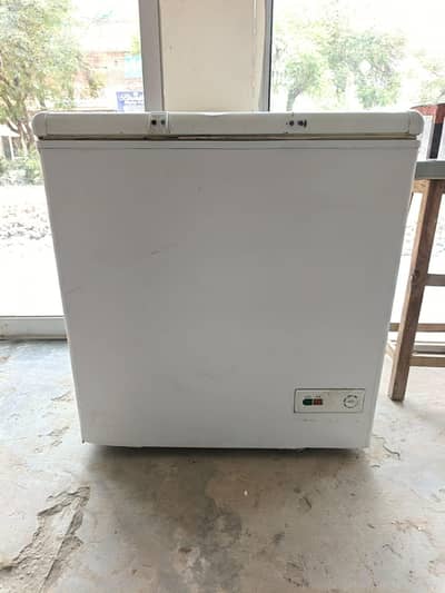 Haier deep freezer single door /0321/080/77/77/