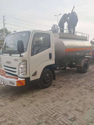 Milk tanker 5200 liters