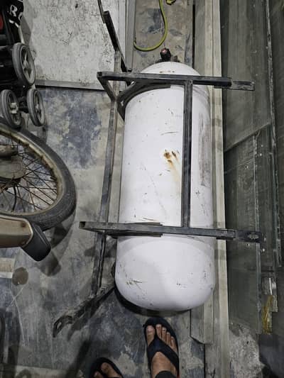 CNG / LPG car cylinder Genuine from Mitsubishi for sale
