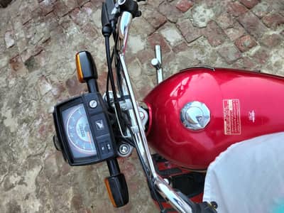 bouth achi bike hai