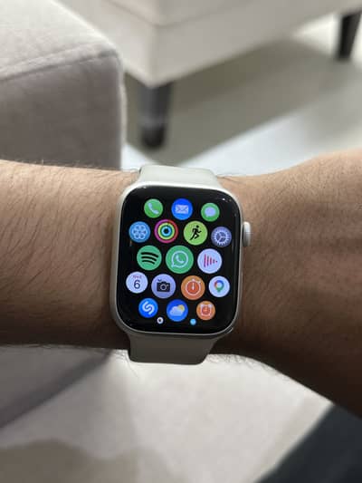 Apple Watch Series 7 GPS with complete box