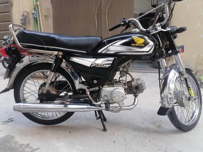 CD 70 new bike 03420676618