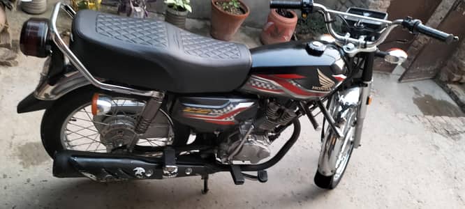 Honda CD 70 2024 - Lush Condition - second owner