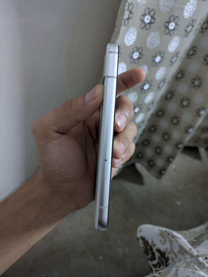 Google Pixel 8a 2