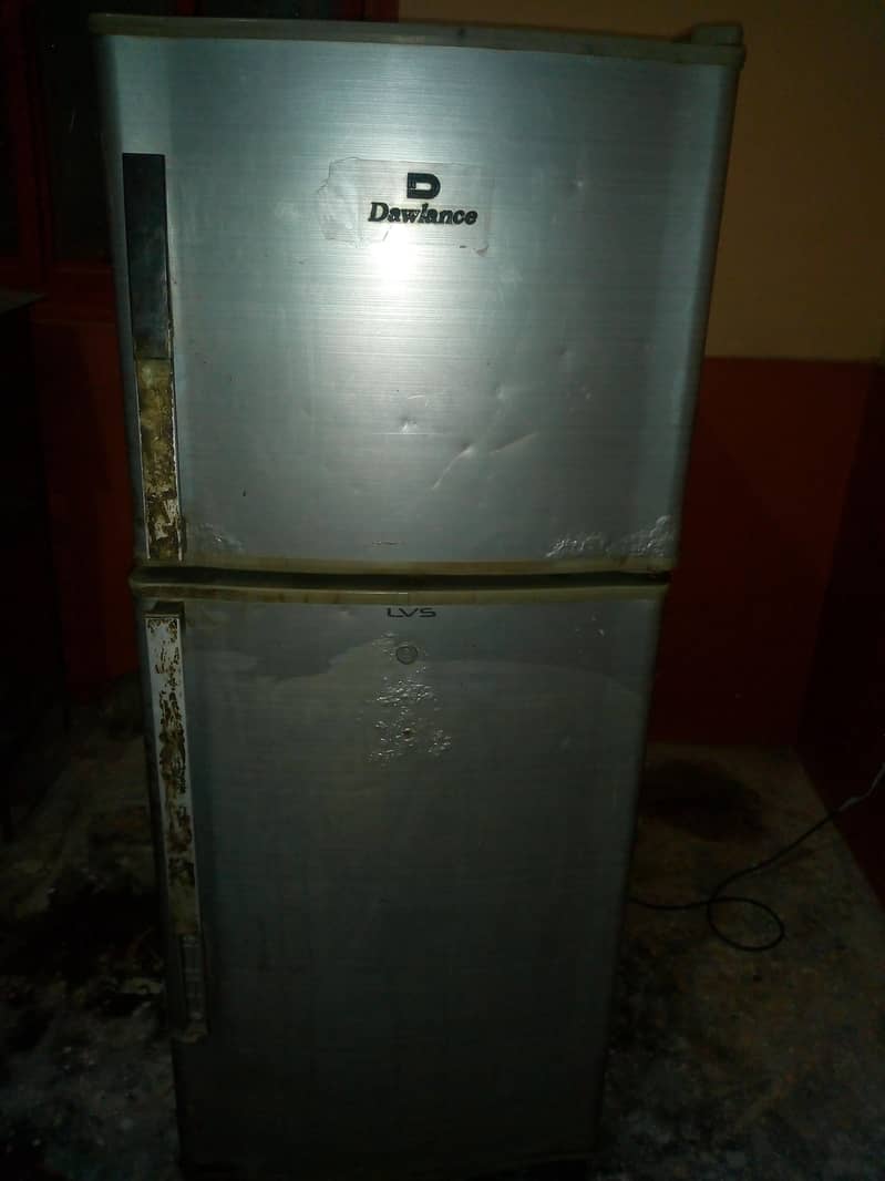 refrigerator 0