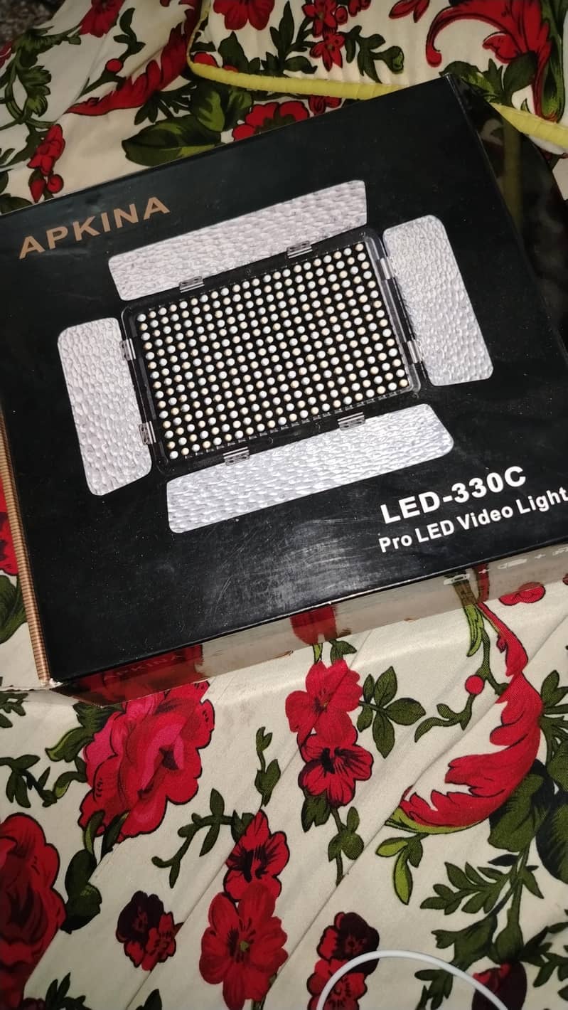 Apkina Led light 330c 0