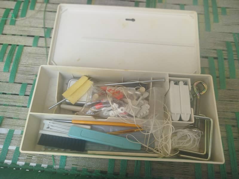 knitiing machine 2