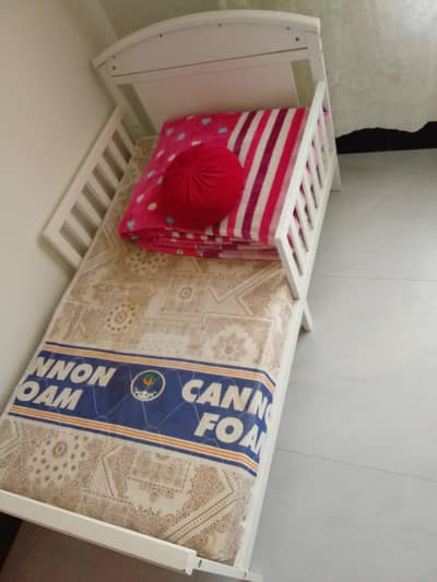 toddler bed imported