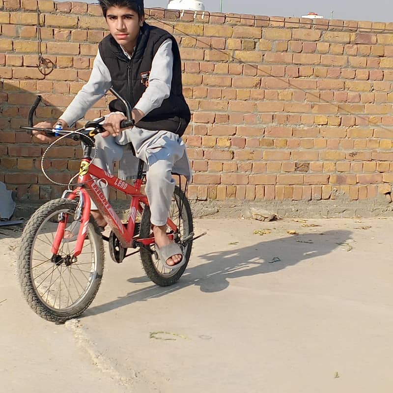 Falak 4