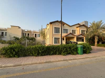 152 Sq Yd Corner Villa with Huge Greenbelt in Precinct-2, Bahria Town Karachi 3 Bedrooms, Drawing, Dining, Modern Kitchen & TV Lounge, with Park, Mosque, Gallery & Commercial nearby just 2 min drive from Entrance.