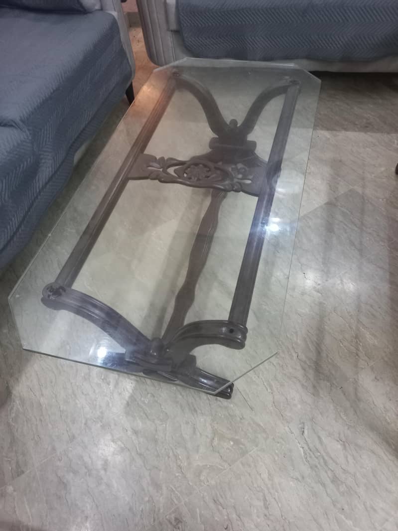 Central table set 1